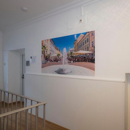 Cityhotel Am Domplatz Self-Checkin Klagenfurt am Woerthersee Eksteriør bilde