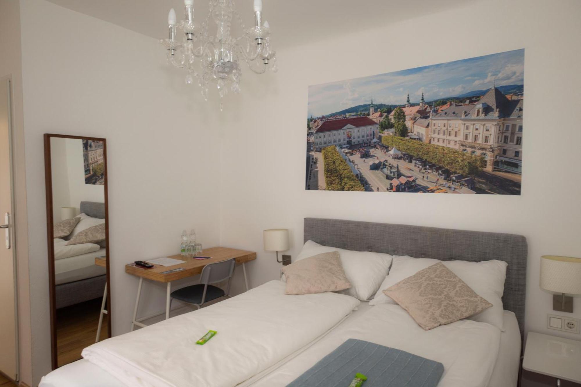 Cityhotel Am Domplatz Self-Checkin Klagenfurt am Woerthersee Eksteriør bilde